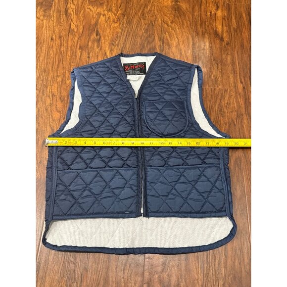 VINTAGE 70s Quilted Nylon Navy St. Moritz Vest Front Pocket Small Made in Korea - Picture 3 of 9
